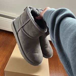 Classic Mini II Uggs Grey